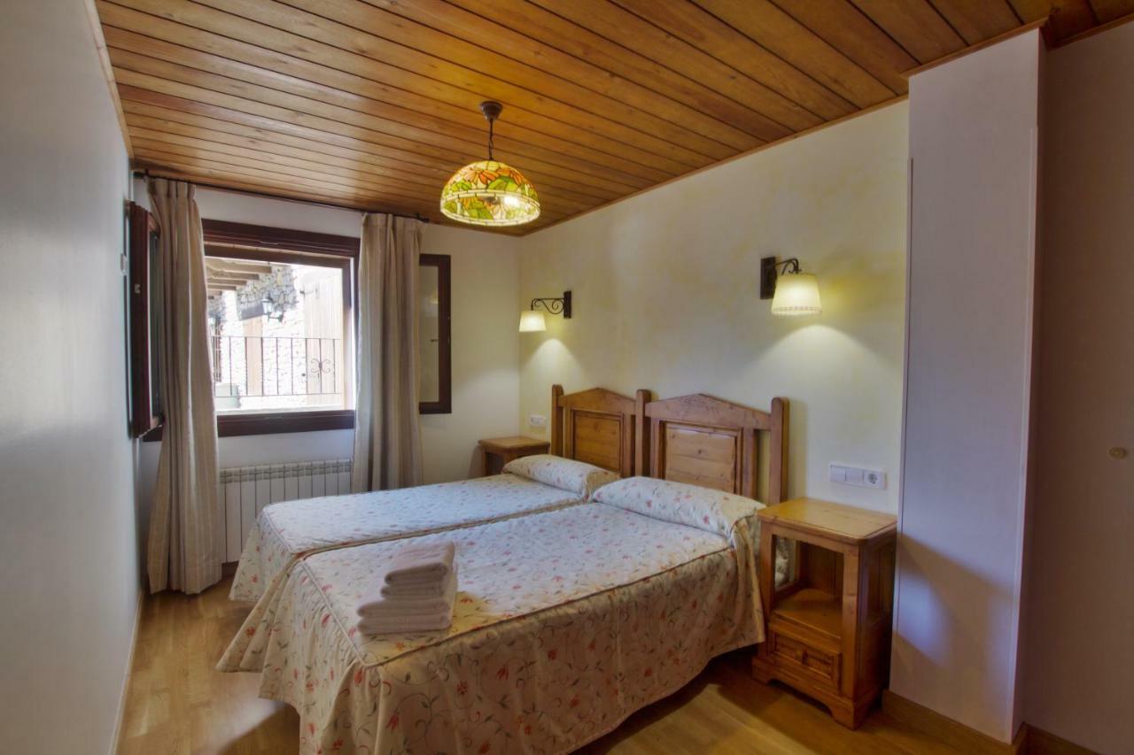 Apartaments La Peguera II Barruera Kültér fotó